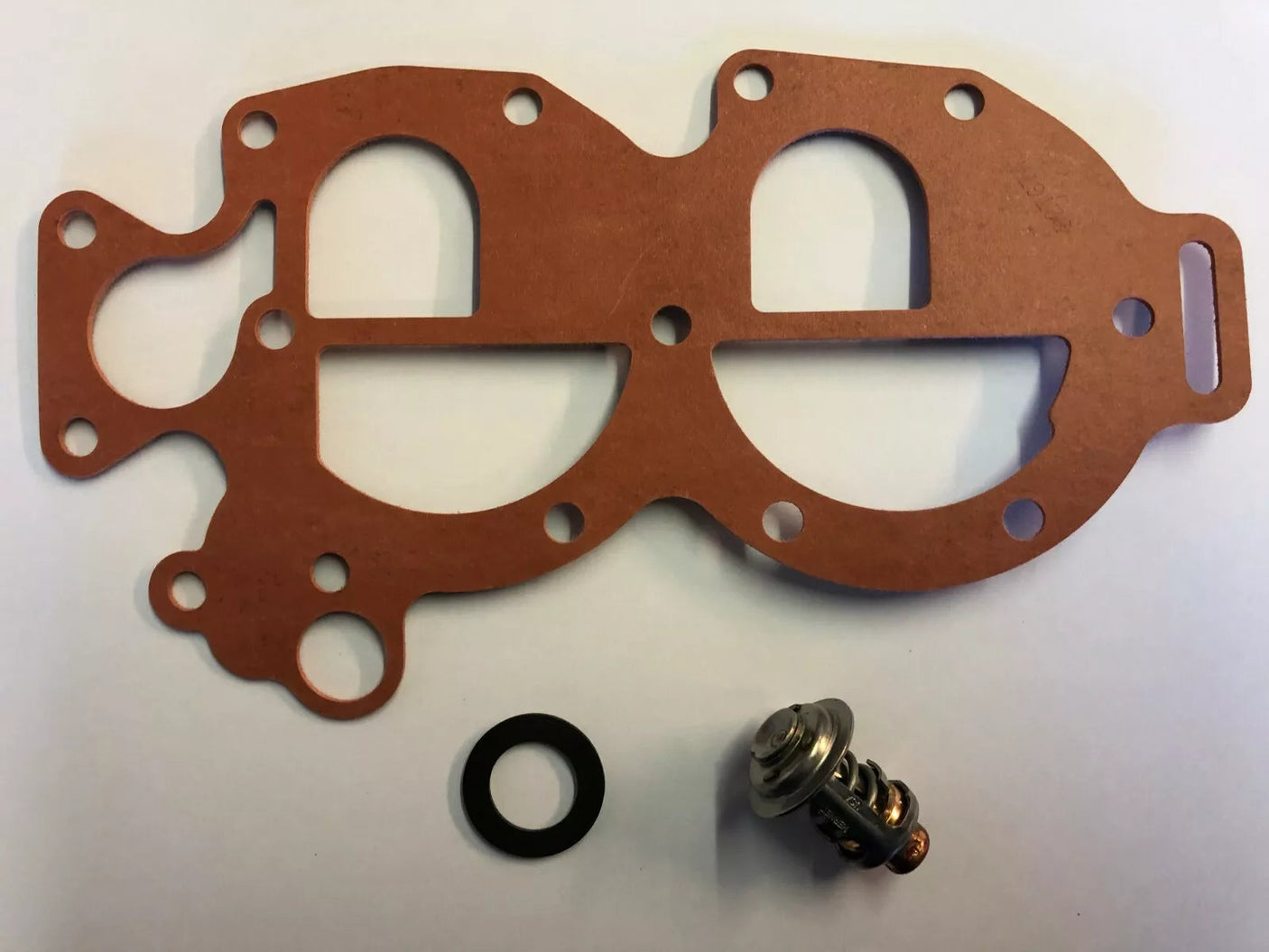 Cylinder Head Cover Gasket – Fits Johnson/Evinrude 20-35 HP (Replaces 327674, 324325, 777388)