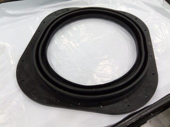 Transom Seal Boot 22-Hole – Fits OMC Stringer 1978–1986 (Replaces OMC 909527)